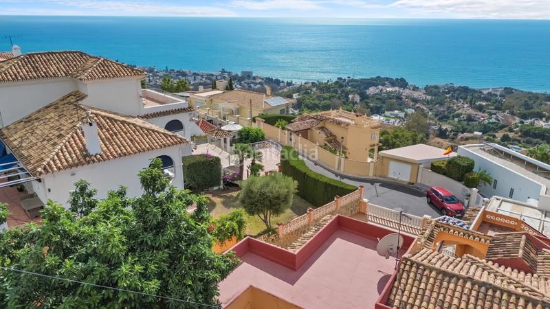 Foto abc947e5-0a99-4454-9f51-dffc2da6fa61. Casa ubicación privilegiada pueblo – villa con gran otencial y piscina privada en Benalmádena