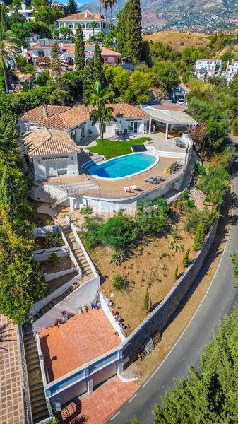 Foto e729b045-9020-4996-a123-04ec13e870fb. Chalet mit heizung parking pool in campo de Mijas Mijas