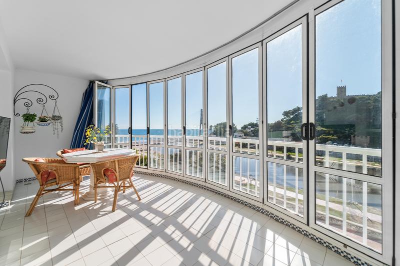 Foto 9952796e-66ce-4a42-ba8f-d2d3a8c6cdcc. Appartement avec piscine dans Castillo Sohail - Myramar Fuengirola