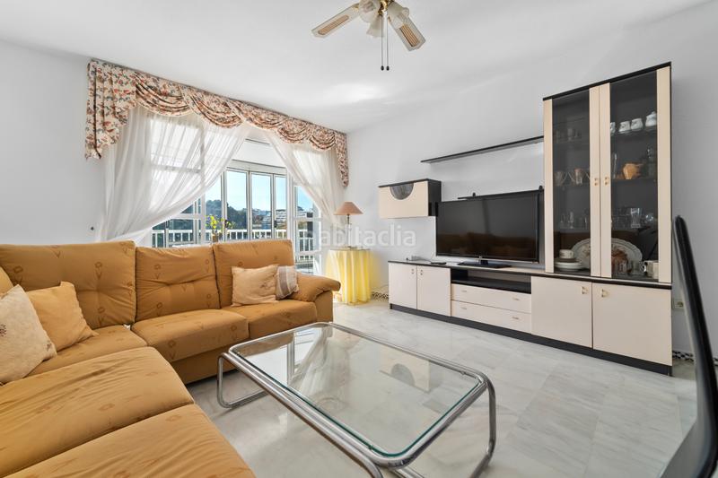 Foto ea7abba6-135f-4f99-a90a-191fa91c5456. Appartement avec piscine dans Castillo Sohail - Myramar Fuengirola