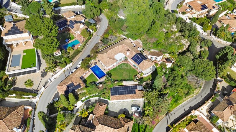 Foto a5ce9b61-db28-4d60-bea0-9e6c69843db7. Casa amb xemeneia aparcament piscina a La Capellanía - El Higuerón Benalmádena