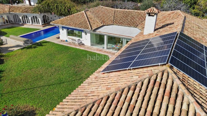 Foto ba3ac924-5192-4df7-bf88-13487820b5e2. Casa amb xemeneia aparcament piscina a La Capellanía - El Higuerón Benalmádena