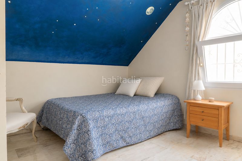 Foto b41fd9f9-57b9-4946-b7e2-b2bd21bcbf27. Casa adossada amb aparcament piscina a Hacienda Torrequebrada Benalmádena