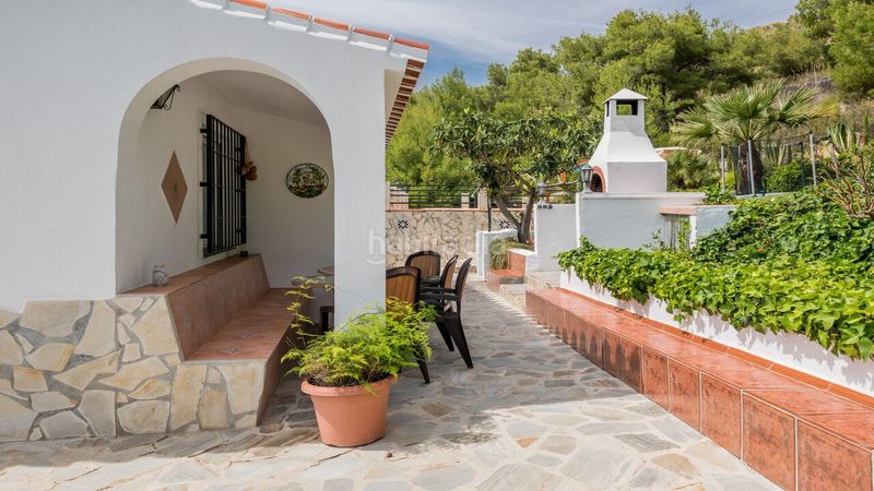 Foto 07543fce-9917-4a7c-957e-bc2d6f1c3413. Casa amb xemeneia aparcament piscina a Frigiliana