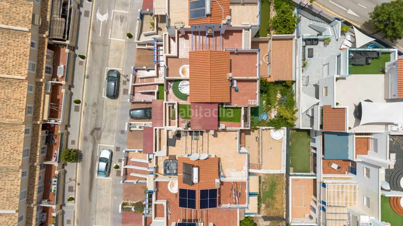 Foto e7126c8f-b206-4296-8c93-f64189179c29. Casa adossada amb aparcament piscina a El Pinar- Palacio de Congresos Torremolinos