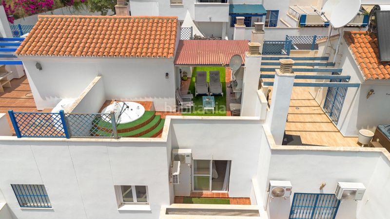 Foto f9f17e10-609d-4019-a5d1-7221da8a3a2d. Casa adossada amb aparcament piscina a El Pinar- Palacio de Congresos Torremolinos