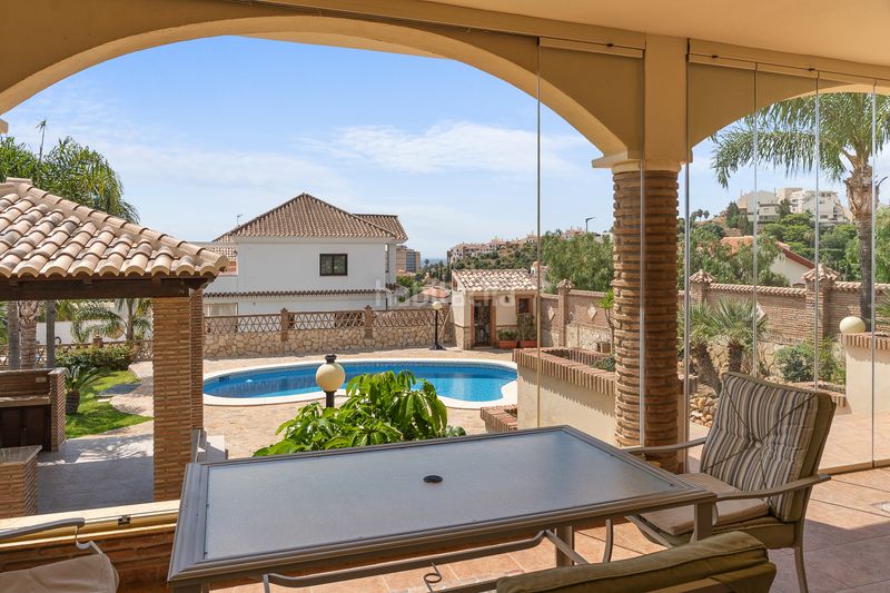 Foto 27409870-1f76-484a-820f-b5e9e14db2a0. Casa en Cortijo Torrequebrada Benalmádena