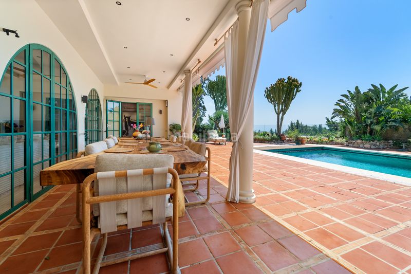Foto 50971ad3-6408-4213-b091-4dc35fc1764a. Casa amb xemeneia calefacció aparcament piscina a Benalmádena