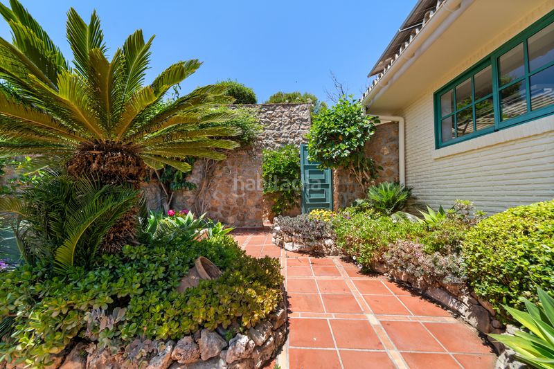 Foto 554e9087-bfaa-40f7-b043-87592ef54b0a. Casa amb xemeneia calefacció aparcament piscina a Benalmádena