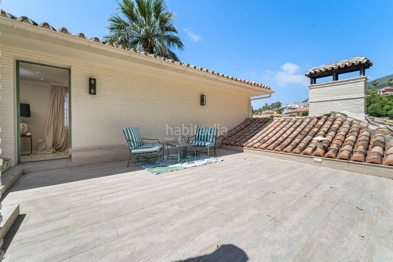 Foto dc1e6df3-e2bf-43ec-9f8f-29ae5bb3b692. Casa amb xemeneia calefacció aparcament piscina a Benalmádena
