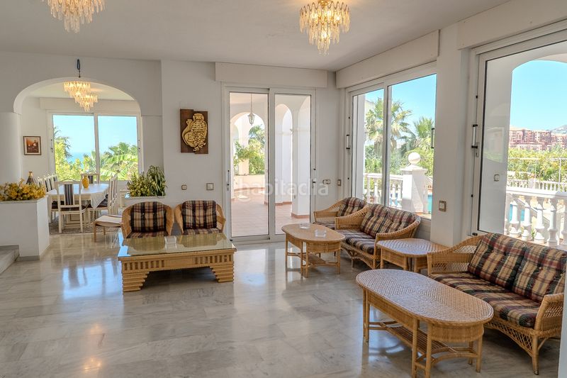Foto a005c19f-355e-4efa-929c-b2b1e5e7857d. Casa amb calefacció aparcament piscina a Hacienda Torrequebrada Benalmádena