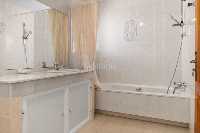 Foto b9e3c09f-d57d-411b-94ea-32e20239ab0f. Casa amb calefacció aparcament piscina a Hacienda Torrequebrada Benalmádena