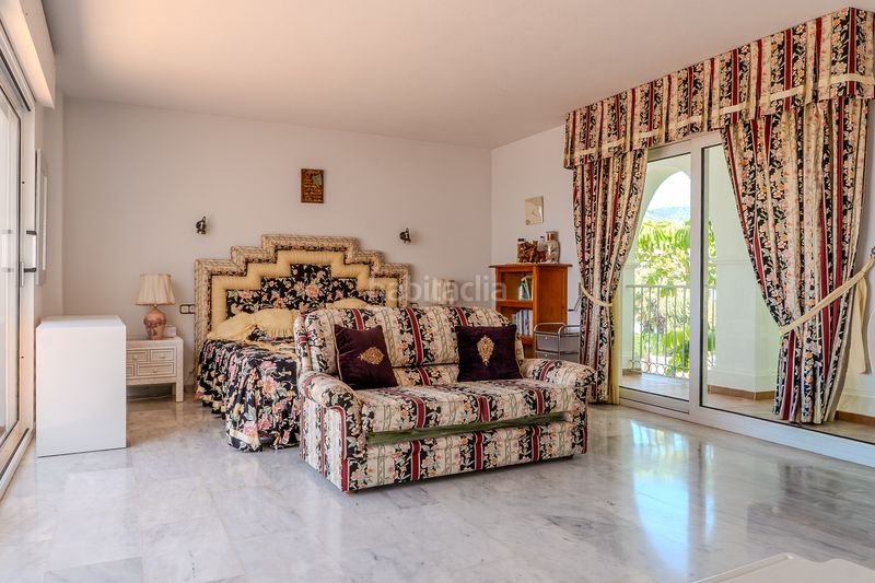 Foto cb6bb7e9-61cd-4b1b-814c-87de6e859a87. Casa amb calefacció aparcament piscina a Hacienda Torrequebrada Benalmádena
