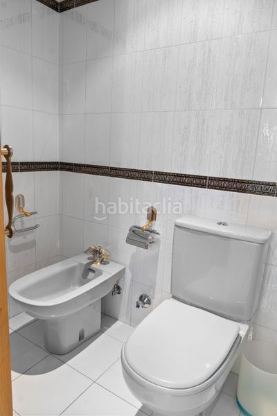 Foto fef98100-cd46-402c-9b1f-d1e5dd1255d3. Casa amb calefacció aparcament piscina a Hacienda Torrequebrada Benalmádena
