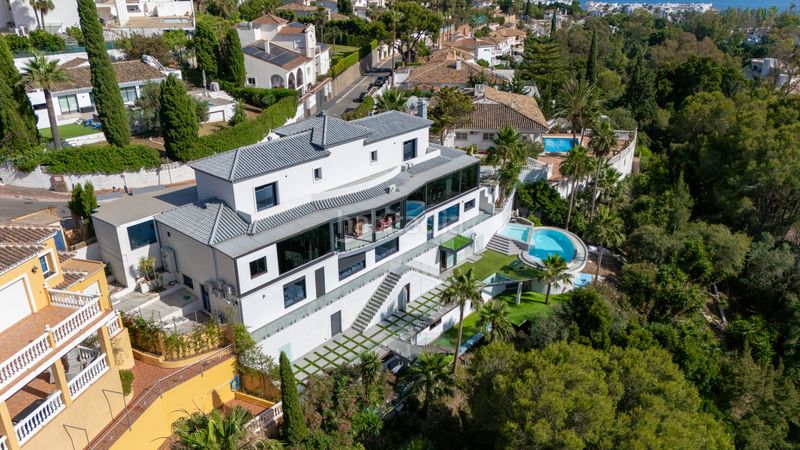 Foto 4ac0e6a8-2fca-4b7d-8bae-ca6271c1bf56. Casa amb calefacció aparcament piscina a Hacienda Torrequebrada Benalmádena