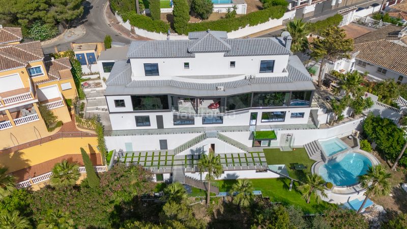 Foto 5ca61210-62d3-4815-a86c-96223d4d38dd. Casa amb calefacció aparcament piscina a Hacienda Torrequebrada Benalmádena