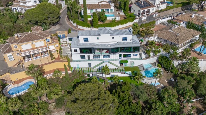 Foto 716a8af0-bcaf-4df6-8bbd-3e220cbc5e8a. Casa amb calefacció aparcament piscina a Hacienda Torrequebrada Benalmádena