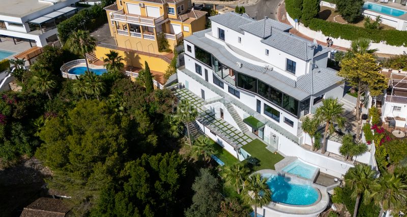 Foto 7413a194-5d57-4973-be5d-18abb4a518e0. Casa amb calefacció aparcament piscina a Hacienda Torrequebrada Benalmádena