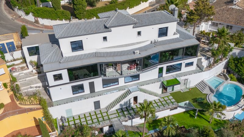 Foto 75cf97bb-f8b2-4846-ac4b-58f0d330a7a7. Casa amb calefacció aparcament piscina a Hacienda Torrequebrada Benalmádena