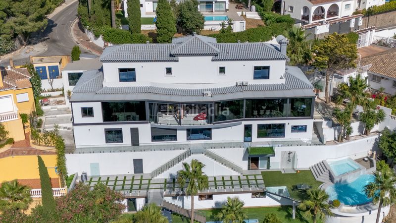 Foto ebb4da24-f07a-482b-b821-486272677754. Casa amb calefacció aparcament piscina a Hacienda Torrequebrada Benalmádena