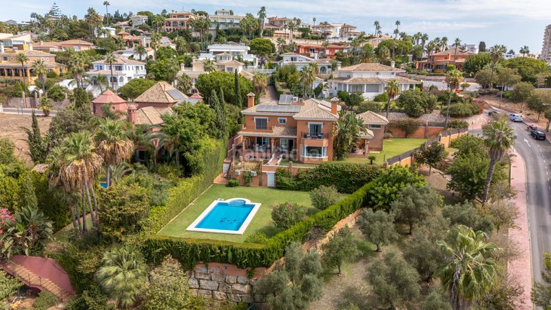 Foto 43d2ab0c-60a5-4e66-a1b6-8ce800c391ff. Casa amb calefacció aparcament piscina a Hacienda Torrequebrada Benalmádena