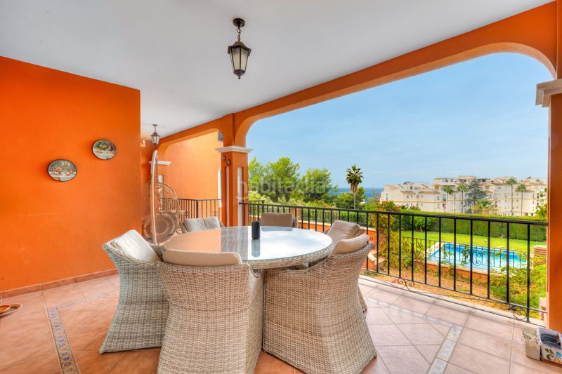 Foto 5cd0bc7f-4d45-4b3b-8368-4cabc720cea8. Casa amb calefacció aparcament piscina a Hacienda Torrequebrada Benalmádena