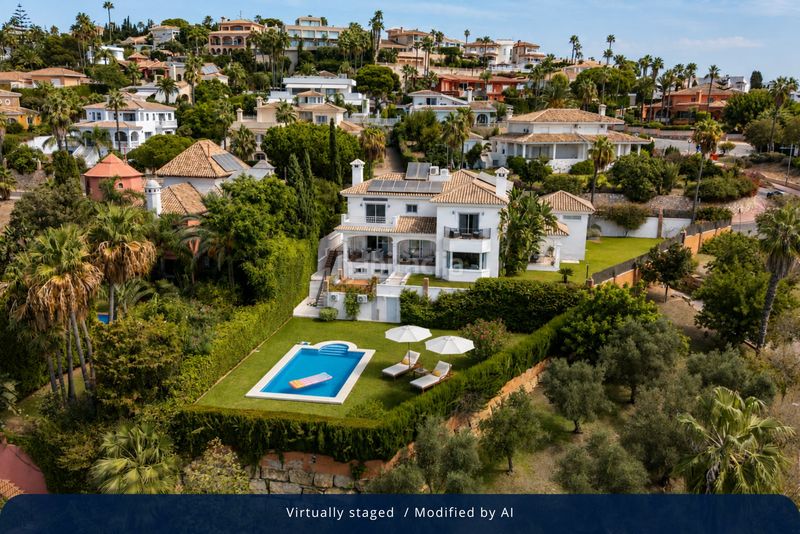 Foto c7bb55bf-42bd-42c0-8823-fa8576ea7b6a. Casa amb calefacció aparcament piscina a Hacienda Torrequebrada Benalmádena