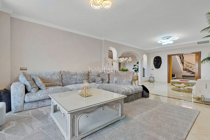 Foto fd80d120-9da1-4dbc-9a1f-788213ca3e12. Casa amb calefacció aparcament piscina a Hacienda Torrequebrada Benalmádena