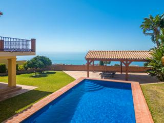 Casa  Pasaje córdoba. Impresionante villa de 5 dormitorios en el prestigioso barrio de