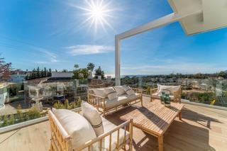 Xalet  Paseo de los jazmines. Villa de nueva construcción en marbella con impresionantes vista