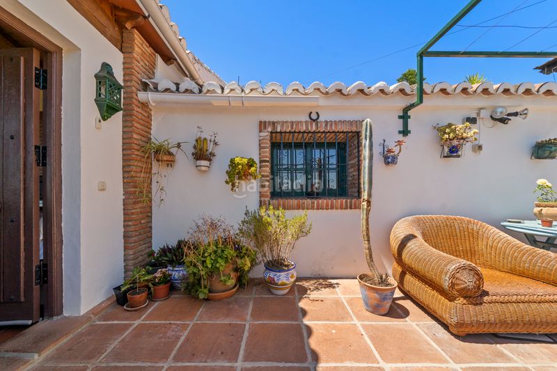 Foto c8b80e83-f85f-436a-bca7-d2cd88269771. Casale con camino parcheggio piscina in Valtocado - La Alquería - La Atalaya Mijas