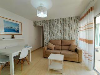 Apartament  Avda mediterraneo. Apartamento reformado en segunda línea de playa levante de benid
