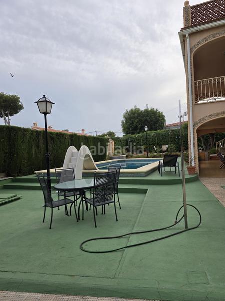 Foto d5a51b70-082f-4b48-8590-a10dc5c2832c. Casa a urbanización coblanca a Urbanizaciones Benidorm