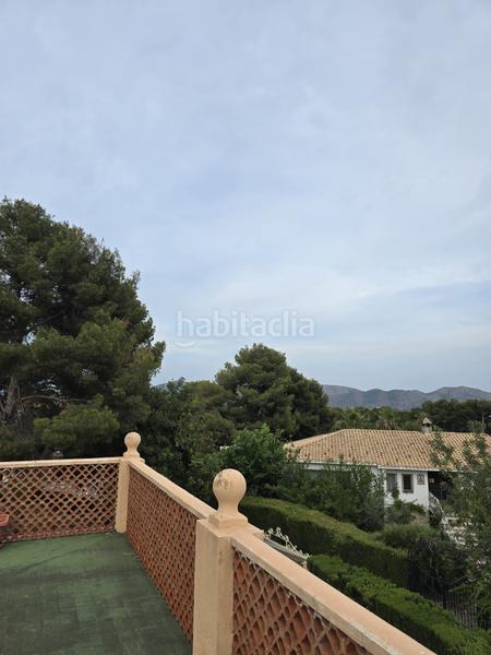Foto d8271f41-c58f-4997-8a67-3c7b39a0bdf1. Casa a urbanización coblanca a Urbanizaciones Benidorm