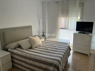 Location Appartement à El Tejar - Hacienda Bizcochero. Bfantástico piso con terraza en hacienda bizcocherob