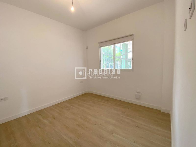 Foto c348f148-ef86-4a44-b06a-f734608947d4. Apartament amb piscina a El Consul - Ciudad Universitaria - El Romeral Málaga
