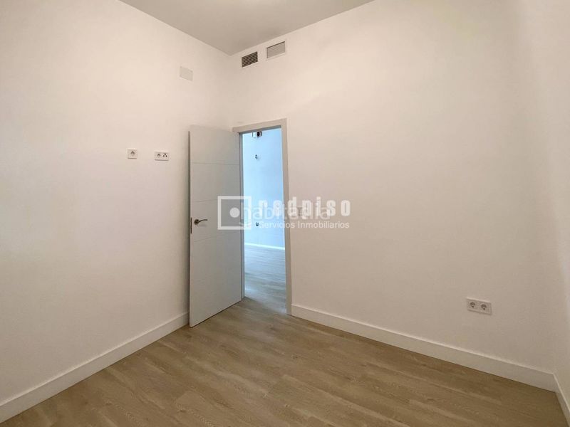 Foto fe661604-89f6-4b25-9b77-e17284746dbd. Apartament amb piscina a El Consul - Ciudad Universitaria - El Romeral Málaga