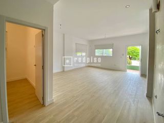 Apartment  Jenofonte. Magnifico apartamento en avenida jenofonte