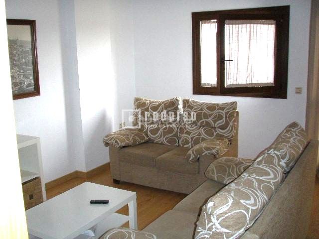 Foto 5c5c6ea9-0d0e-481e-ba87-cbe75b59c64f. Lloguer pis amb calefacció aparcament piscina a El Tejar - Hacienda Bizcochero Málaga