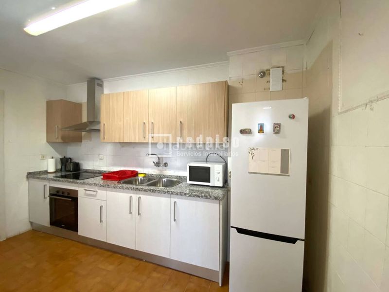 Foto ab7d36e2-da9b-44a1-85b3-ba0299a00cc9. Rent flat with heating in El Consul - Ciudad Universitaria - El Romeral Málaga