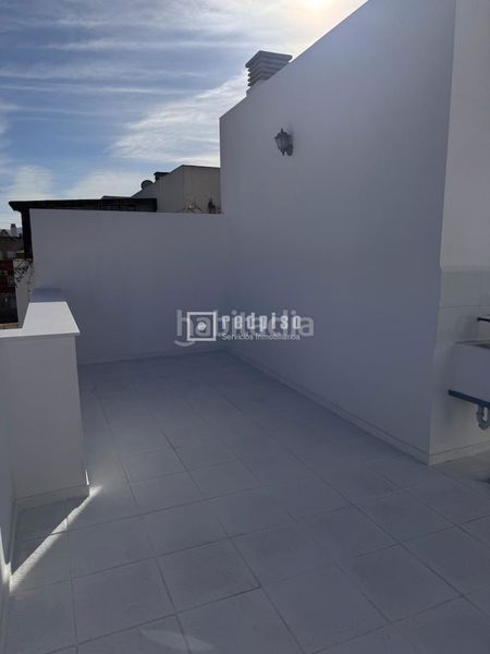 Foto e3448c62-ed68-474b-864b-aeb2370d3e85. Affitto duplex con riscaldamento in El Consul - Ciudad Universitaria - El Romeral Málaga