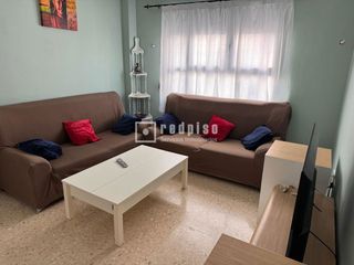Rent Duplex in El Consul - Ciudad Universitaria - El Romeral. Alquiler estudiantes en teatinos