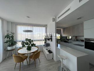 Miete Dachwohnung in El Consul - Ciudad Universitaria - El Romeral. Alquiler larga estancia