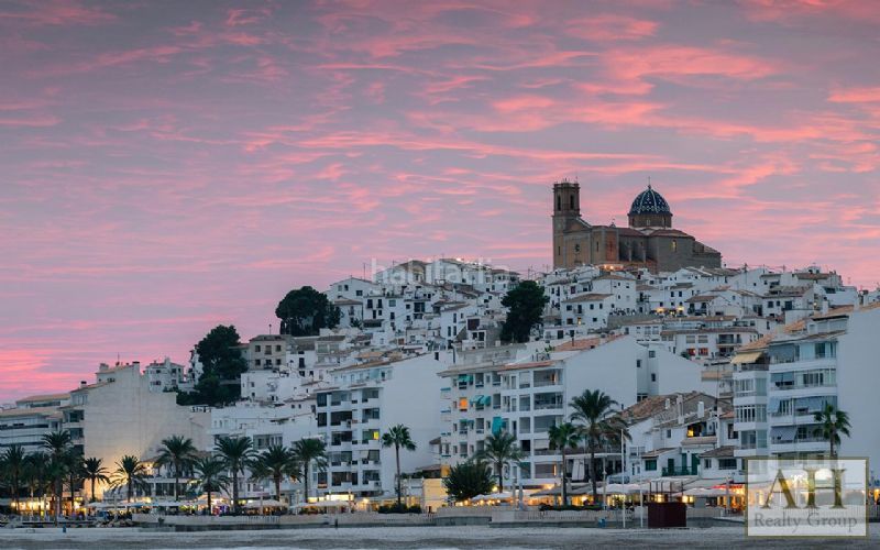 Foto ba6696f3-779a-48cd-b40c-d04a26a56d66. Casa amb aparcament a Altea hills Altea