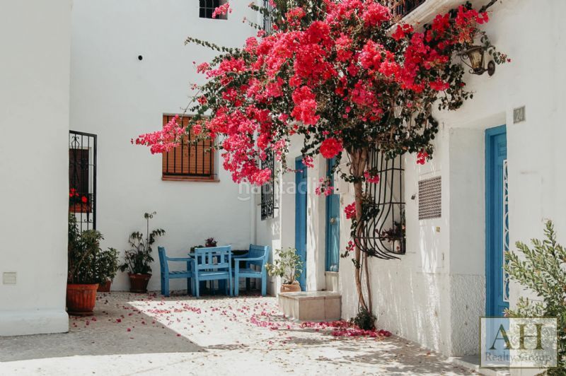 Foto d33b77f8-adbc-4a74-ac47-6b4cd89fc894. Casa amb aparcament a Altea hills Altea