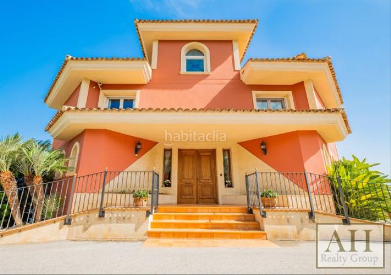 Foto f29ee8c5-eb0f-4585-b1cd-5bc70982d99a. Casa a Altea ciudad Altea