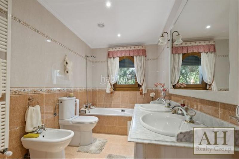 Foto b2de9dcf-cb9f-4fca-83be-61e0efbb7880. House in Altea ciudad Altea