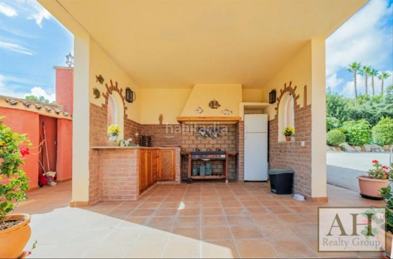 Foto bd0f905c-3c61-42bc-95c8-829fc9aca280. House in Altea ciudad Altea