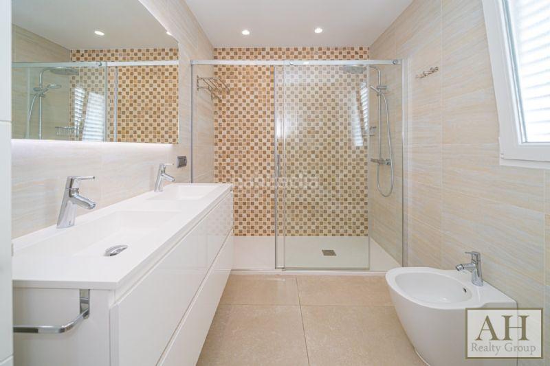 Foto 9df77a66-1beb-4257-9391-55cb91018da2. Maison avec parking dans L´Albir Alfàs del Pi (l´)