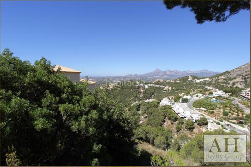 Foto be5cf2a0-1601-4b05-974b-56680760e618. Terreno residenziale in Altea hills Altea